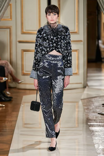 Look 5